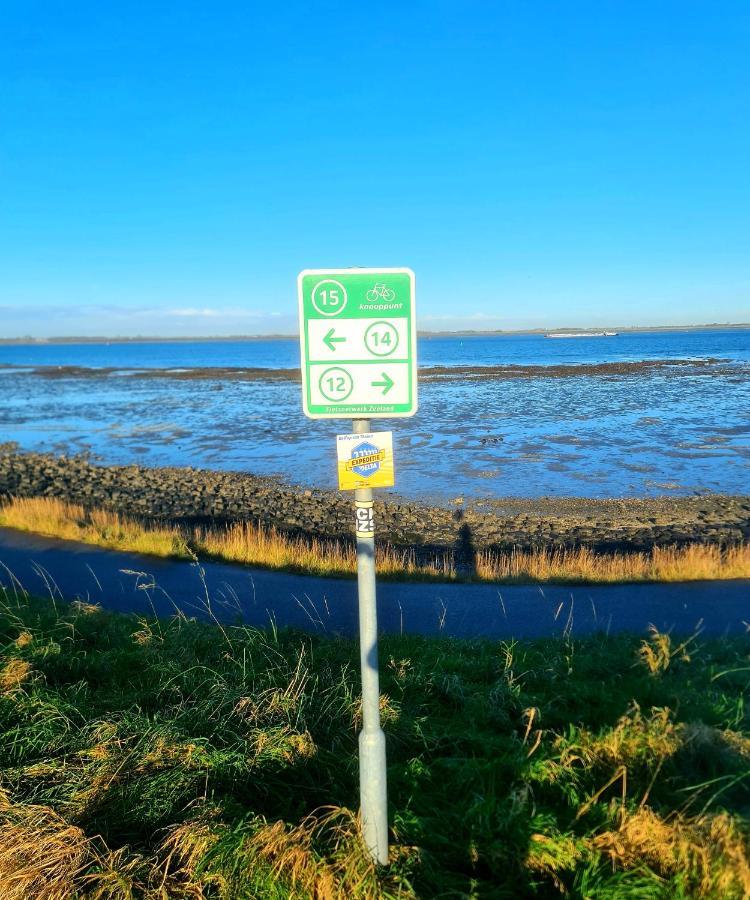 De Corner Van Zeeland Met Jacuzzi シント・アナラント エクステリア 写真